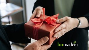 Lee más sobre el artículo Como Trascender tu negocio a través de los Regalos Corporativos